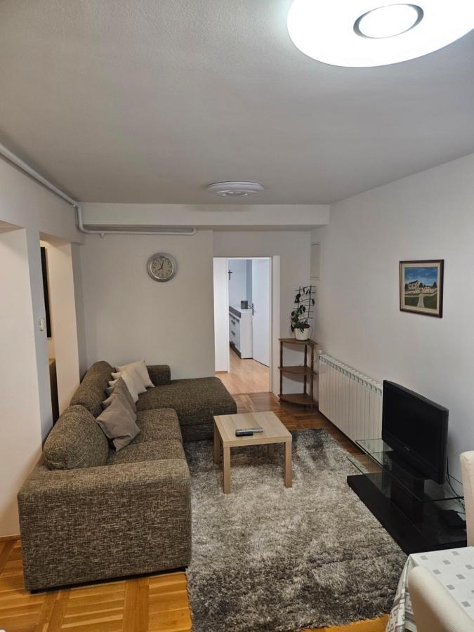 Apartman Cresnar 자그레브 외부 사진